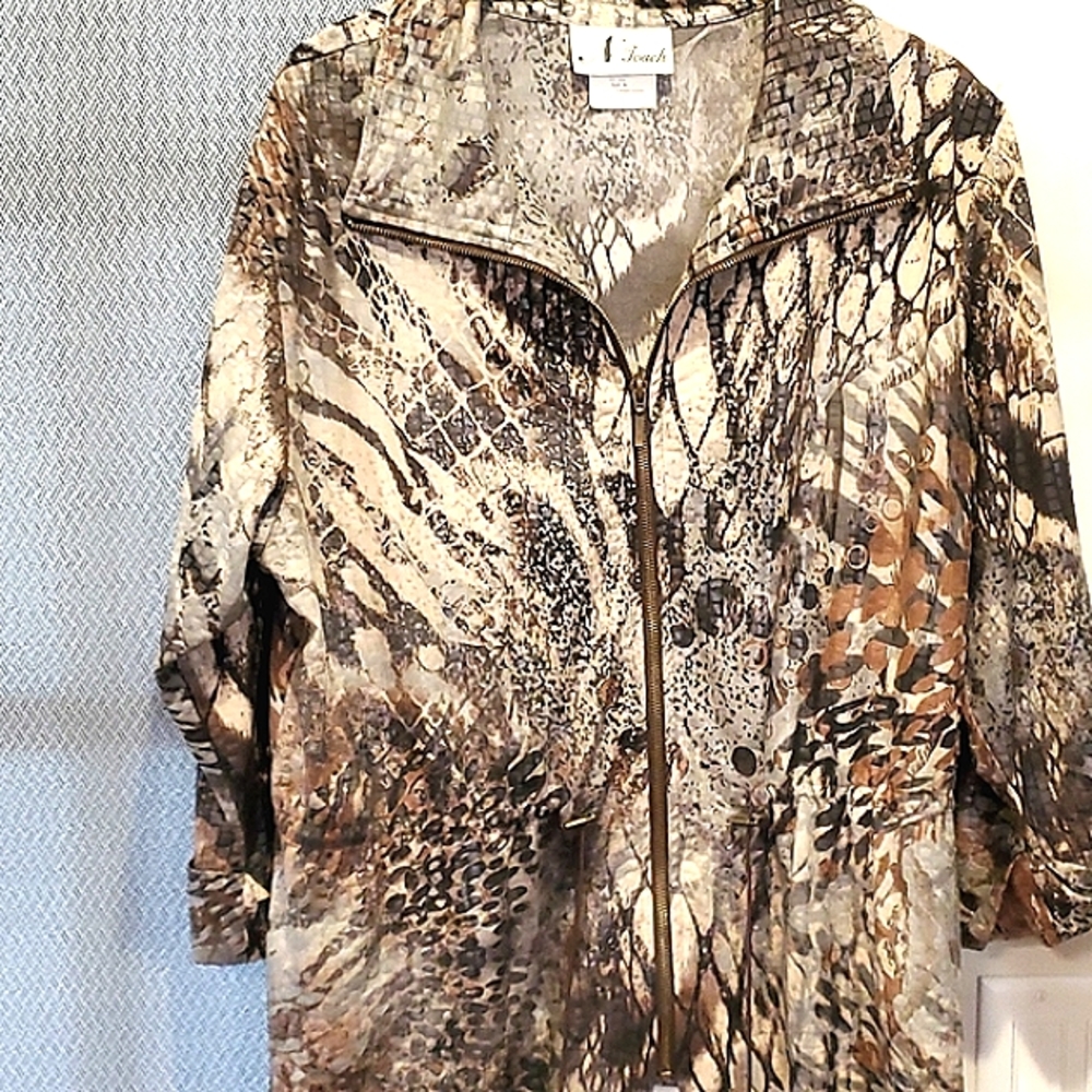 N Touch schacket
